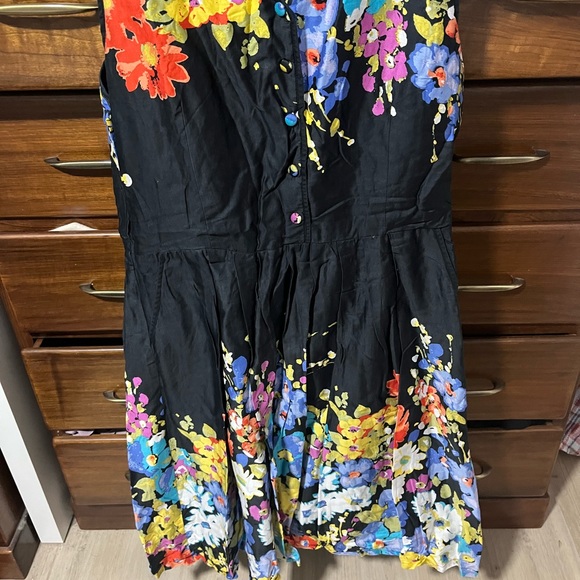 Black and floral cotton fit and flare dress - Picture 2 of 3